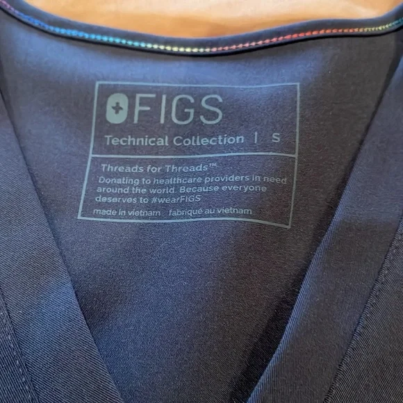 FIGS LIMITED EDITION PRIDE Scrub Set - Picture 3 of 6